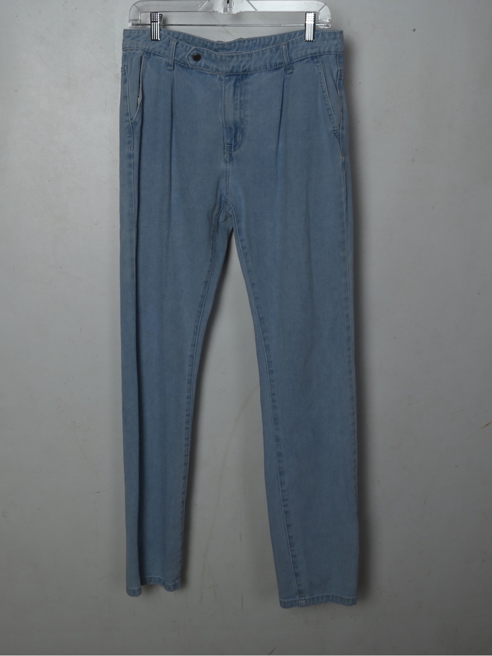 Slim Straight Men's Jeans in Light Blue